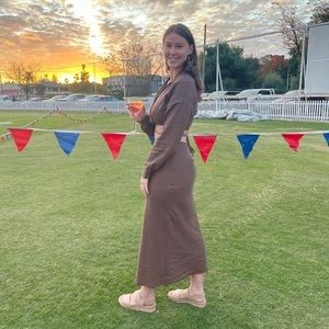 Meet your Posher, Eva